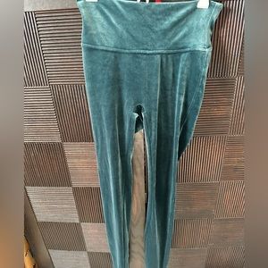 Spanx Petite Small green velvet leggings